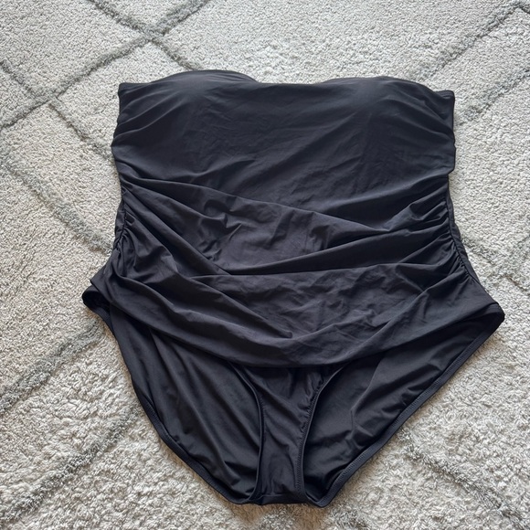 J. Crew One Piece Swimsuit bathing suit Black Ruched Bandeau strapless halter 24 - Picture 2 of 11